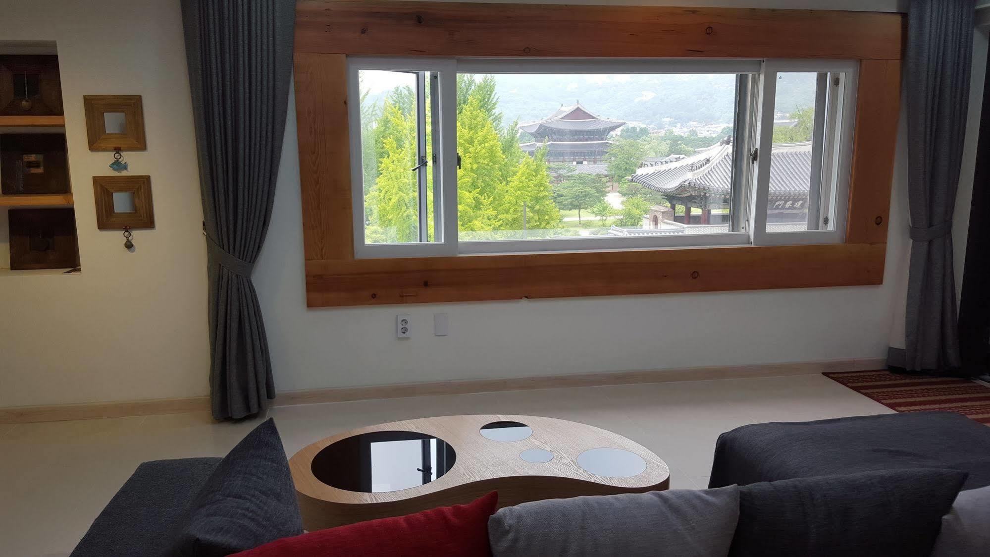 Woo Guest House Seoul Bagian luar foto